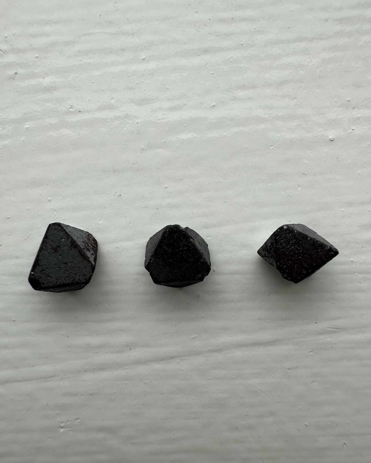 Magnetite crystal lot from Afghanistan (See Description)