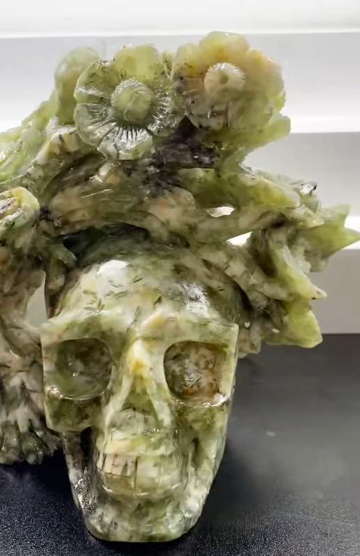 5.11LB Natural Jade Quartz Carved Crystal Flower Skull Reiki Healing Decor