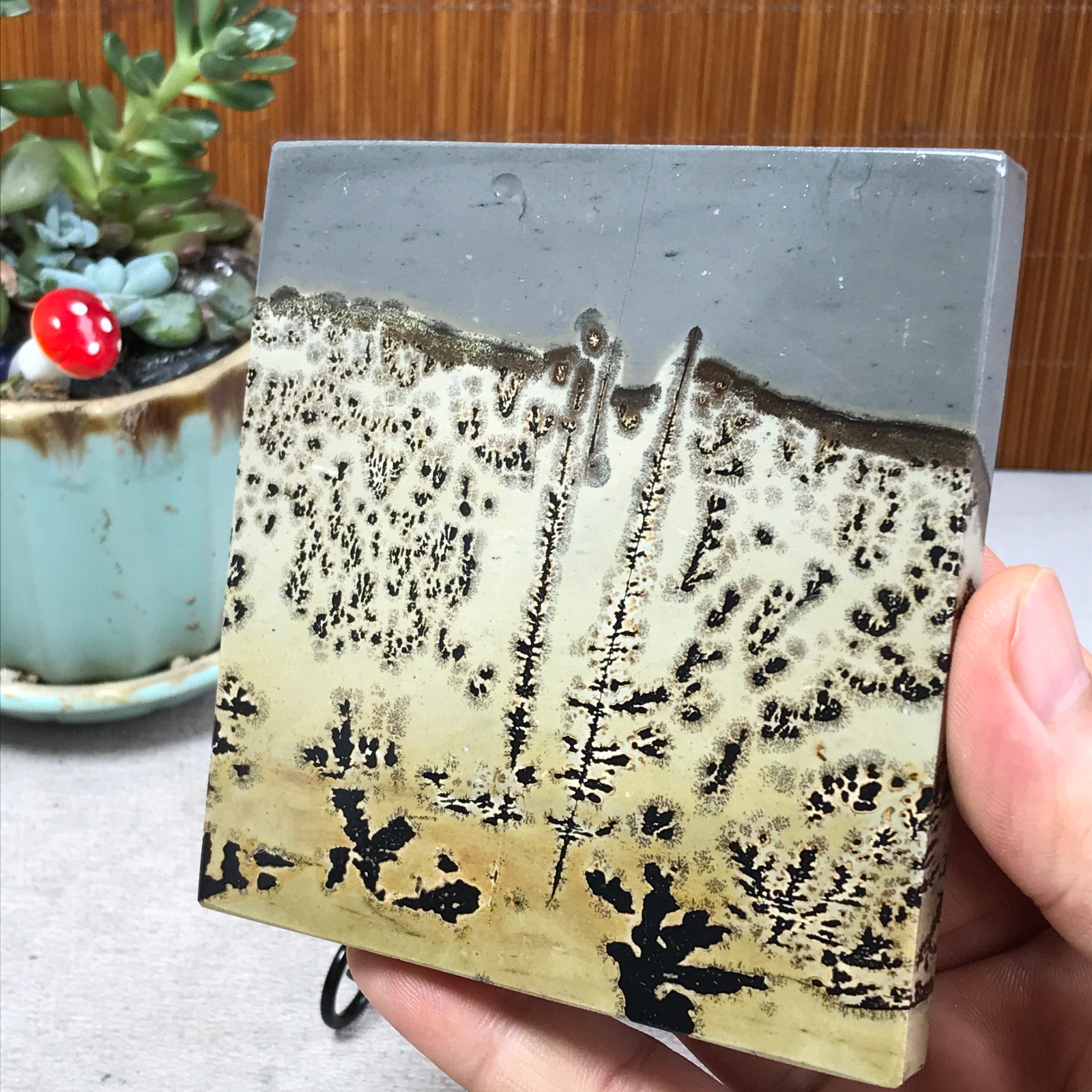 231g Natural Chinese painting stone crystal ornaments for home decoration A6865