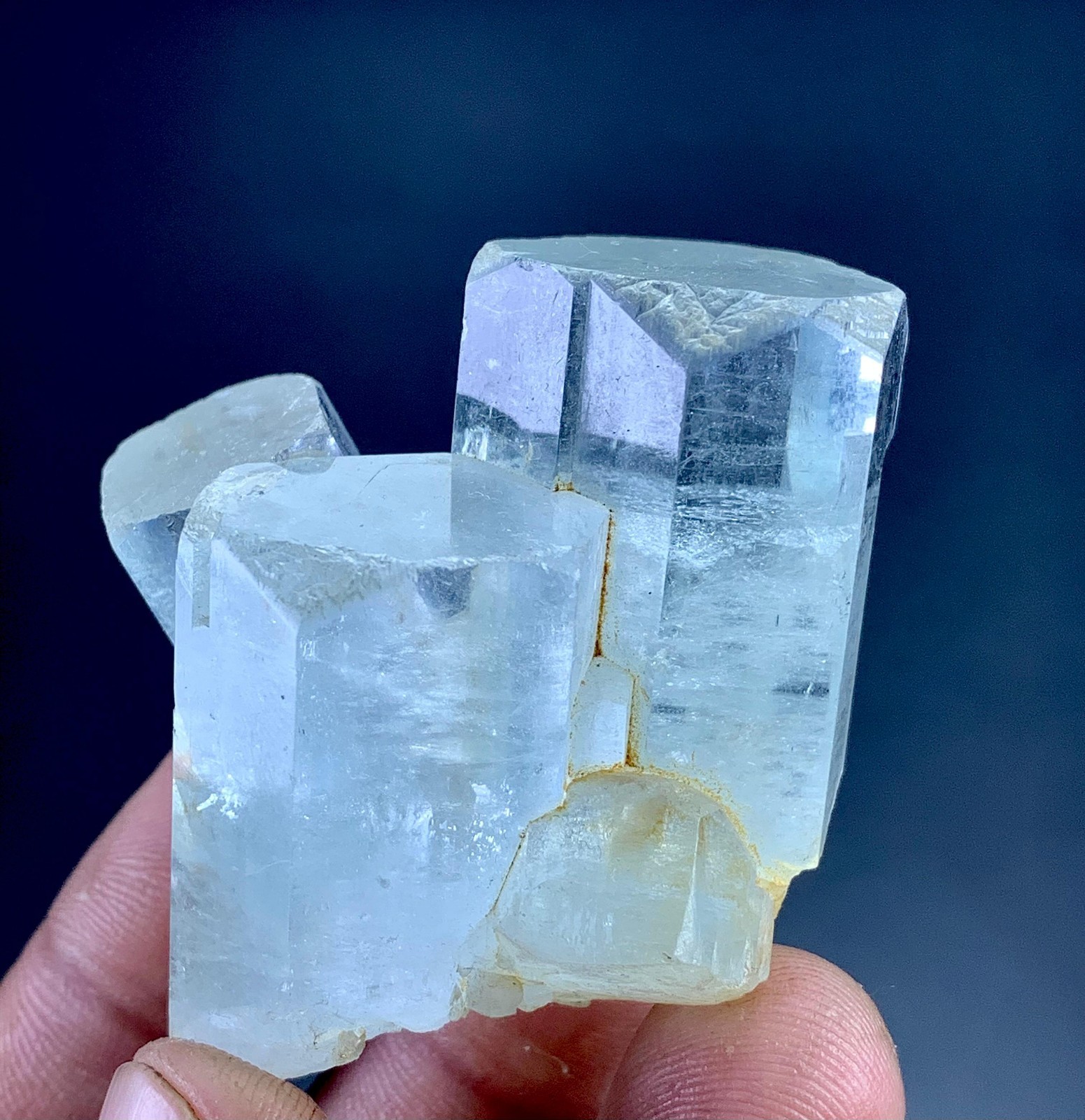 293Carat Top Quality Aquamarine Crystal From Skardu Pakistan.Rare Color