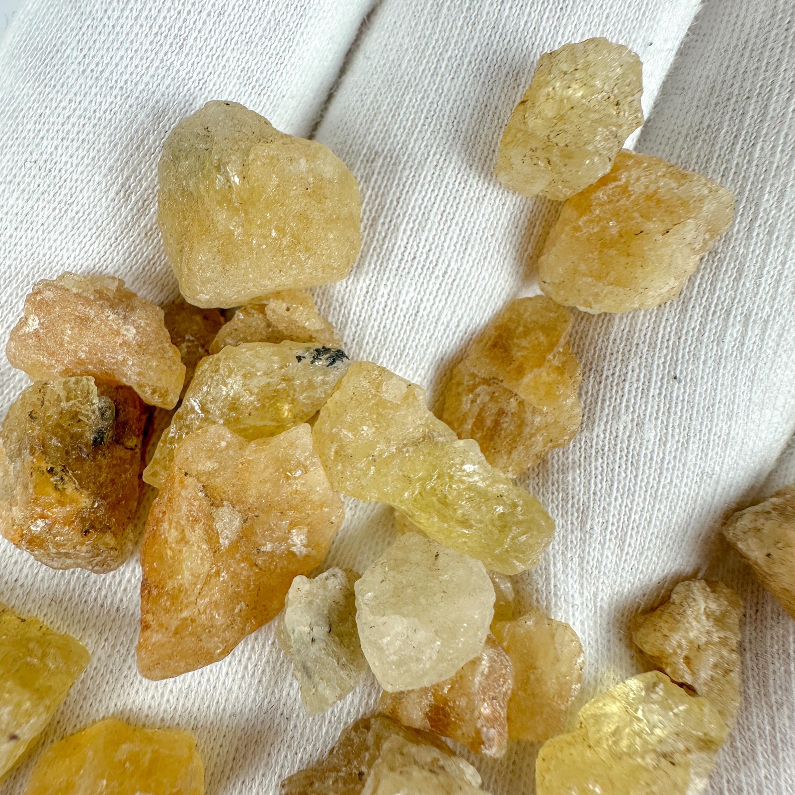Raw Heliodor Crystal / Rough Yellow Beryl Stone / Manifestation / Prosperity