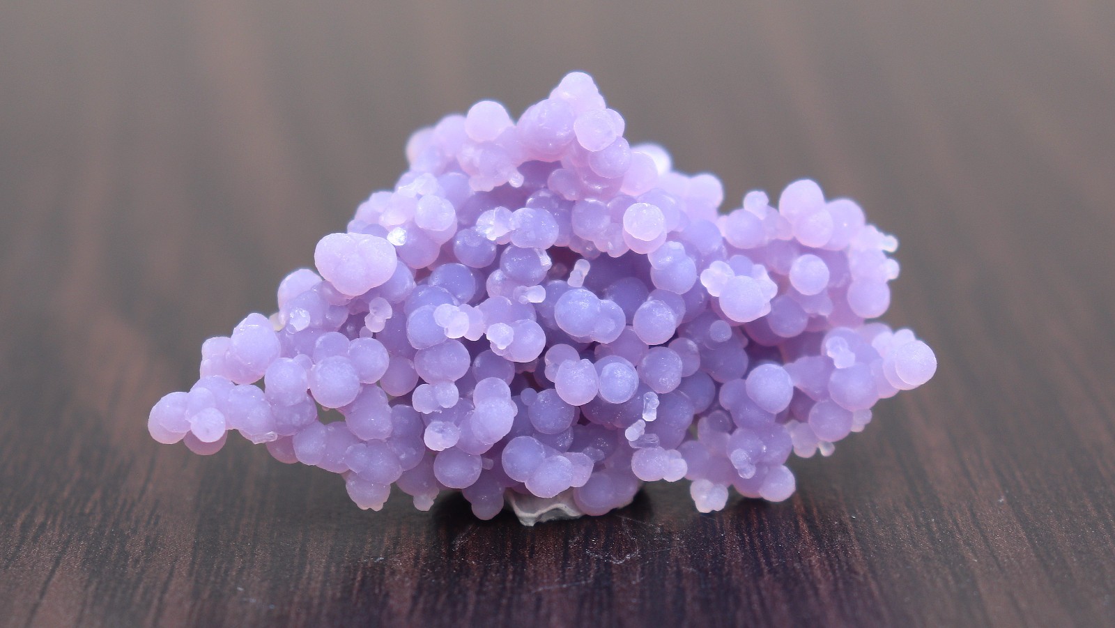 Grape Agate From Indonesia Satiny Purple Color WOW 5.2 cms (: