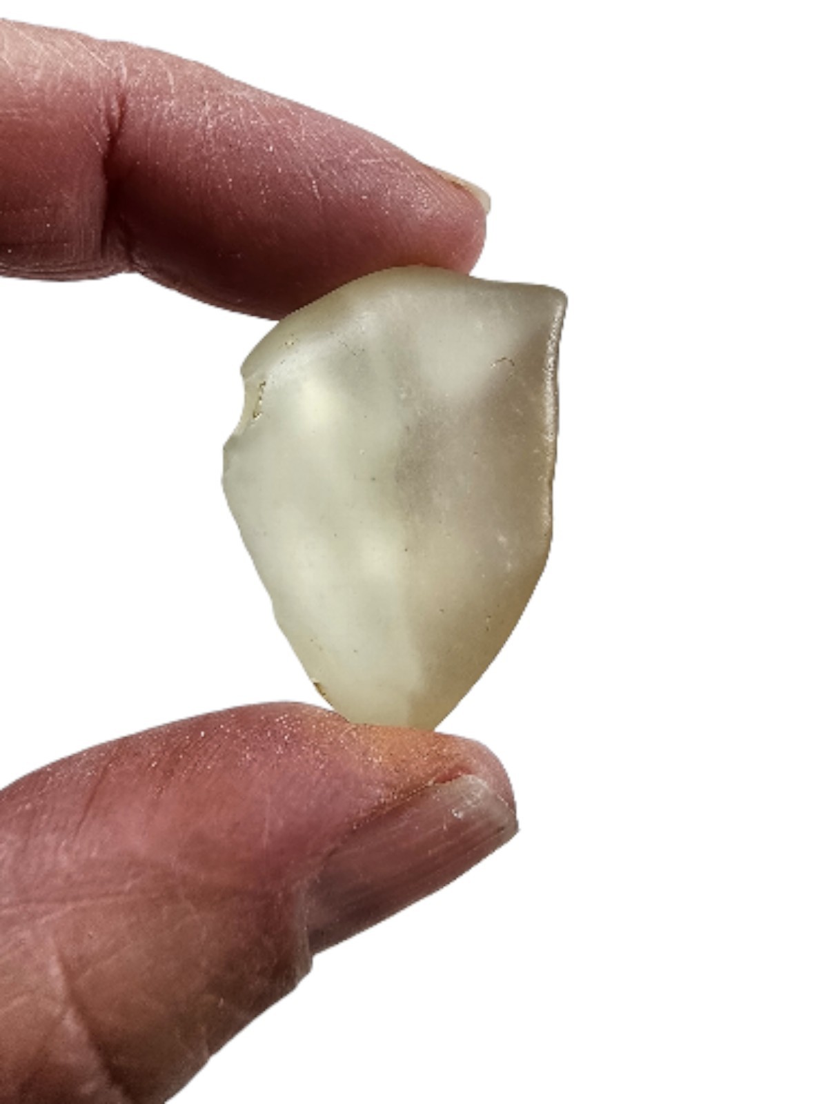 Libyan Desert Glass from Egypt 8.33 grams.