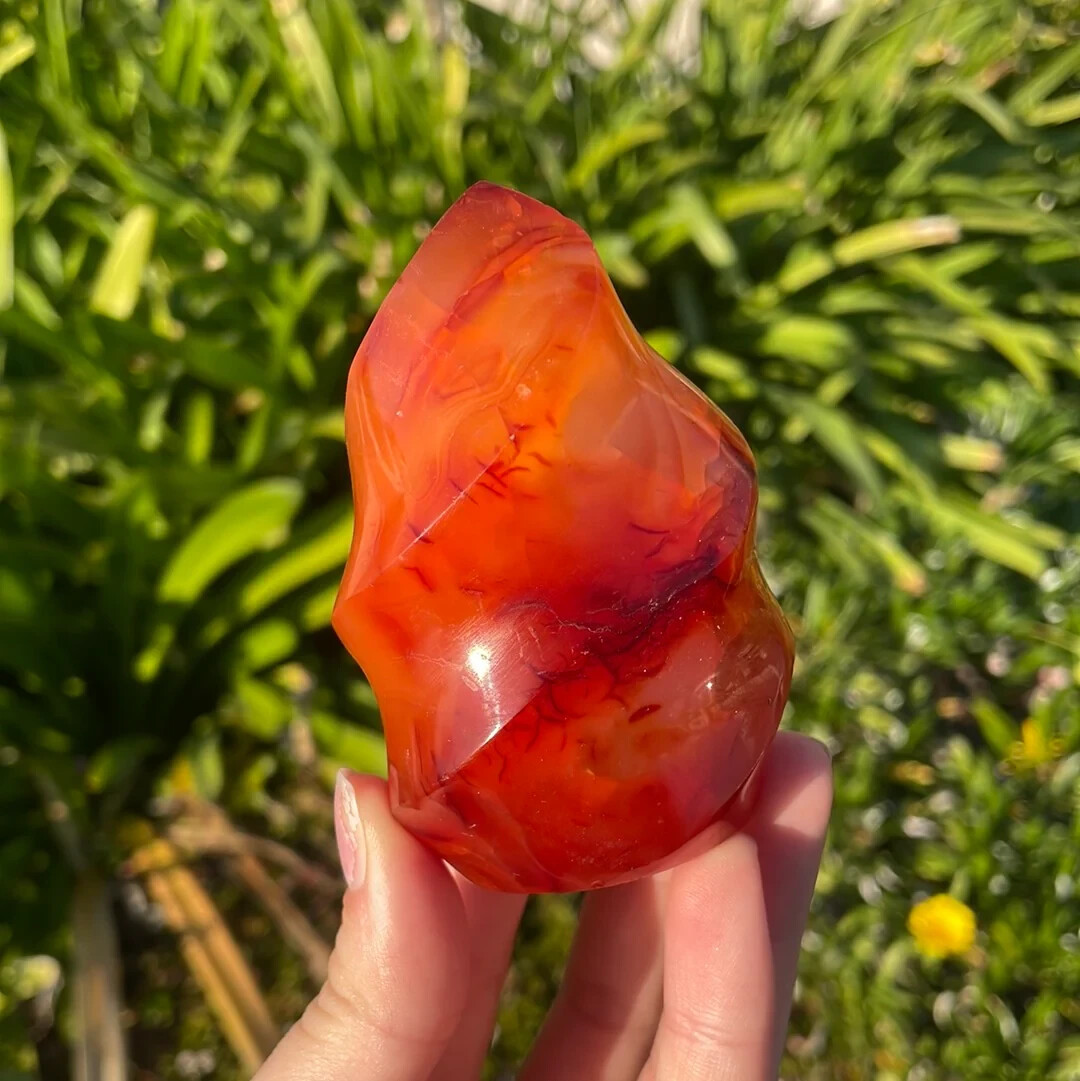Natural Carnelian Flame Rock Crystal Tower Red Agate Flame Tower Home Decoration