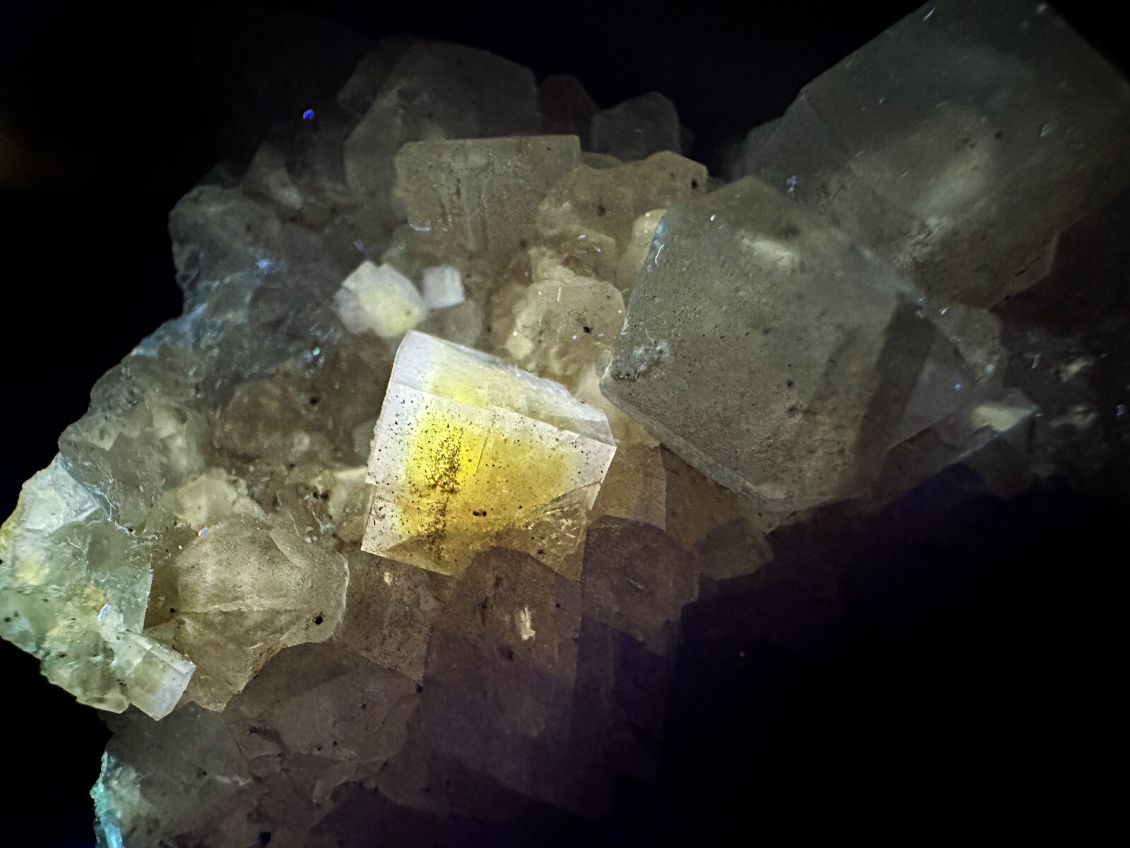 ➤ 2-1/2″ CALCITE & FLUORITE CRYSTAL CLUSTER – Norristown Indiana VIDEO➤551