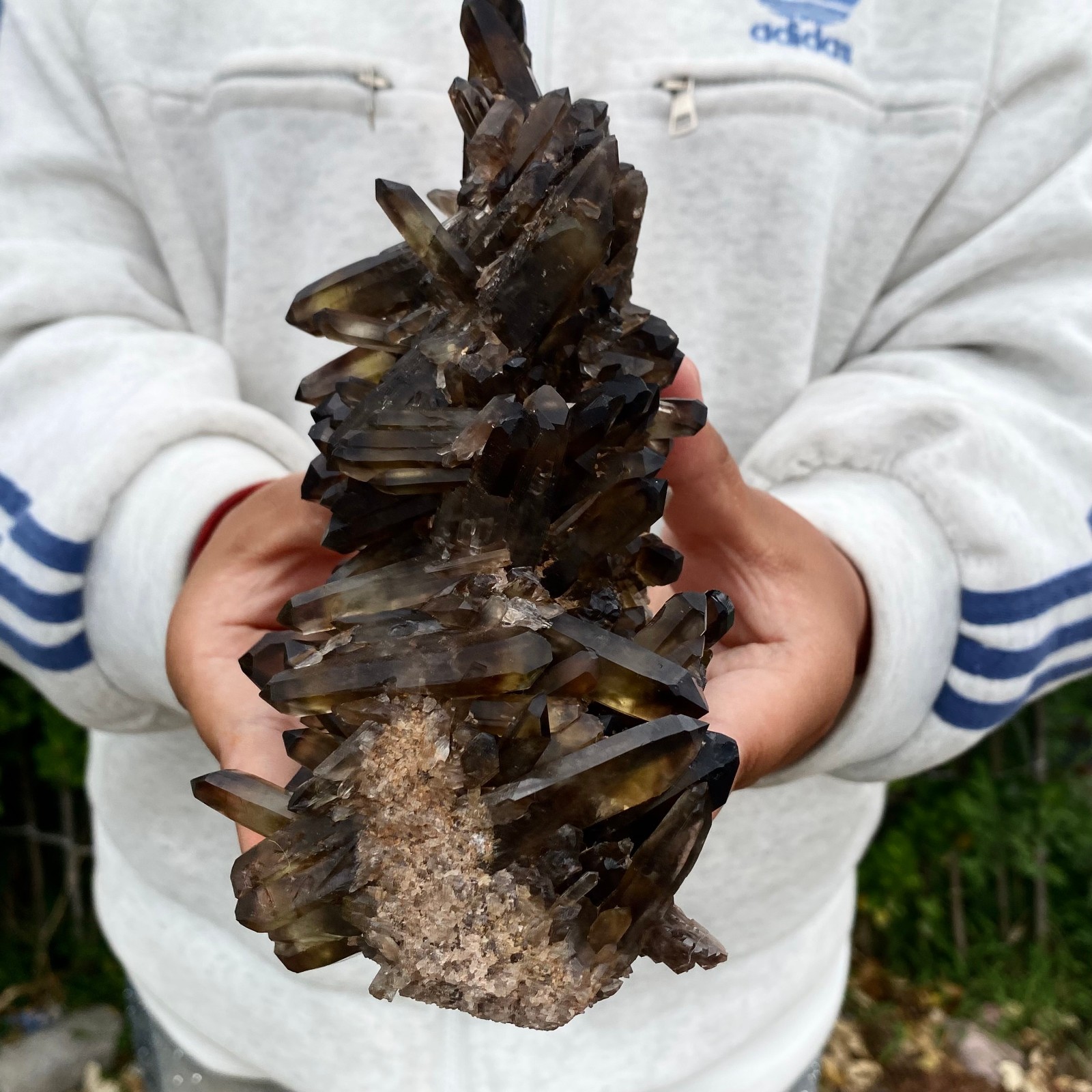 2.33LBNatural Black Smoke Color Quartz Cluster Crystal Specimens Mineral Healing