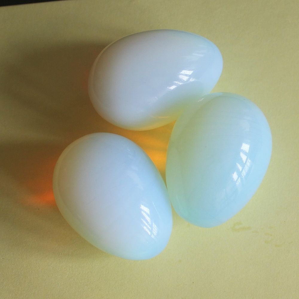 1.92” Crystal white opalite egg with wood stand chakra stones reiki healing