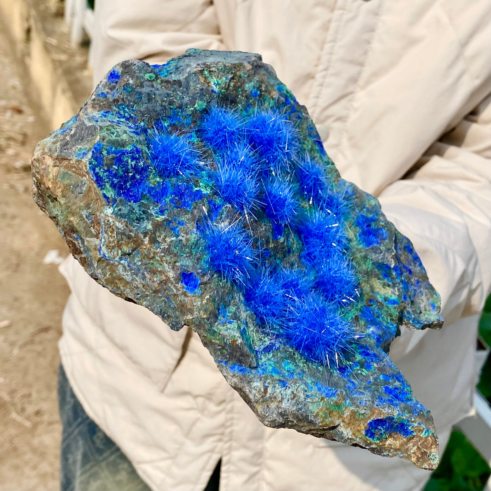3.2LB Rare crystal specimens of magnesium phosphate blue copper ore in Morocco