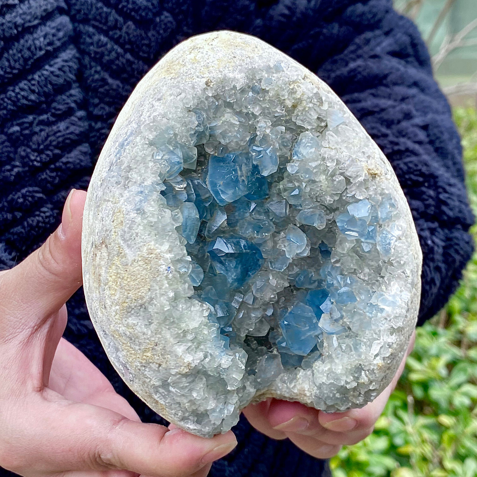 5.98LB Top natural blue crystal cave quartz crystal cave mineral specimens