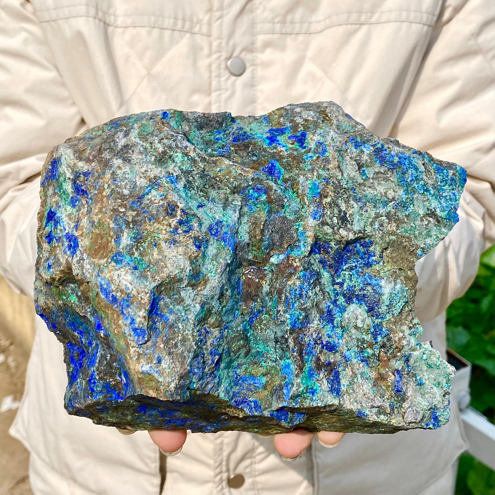 3.2LB Rare crystal specimens of magnesium phosphate blue copper ore in Morocco