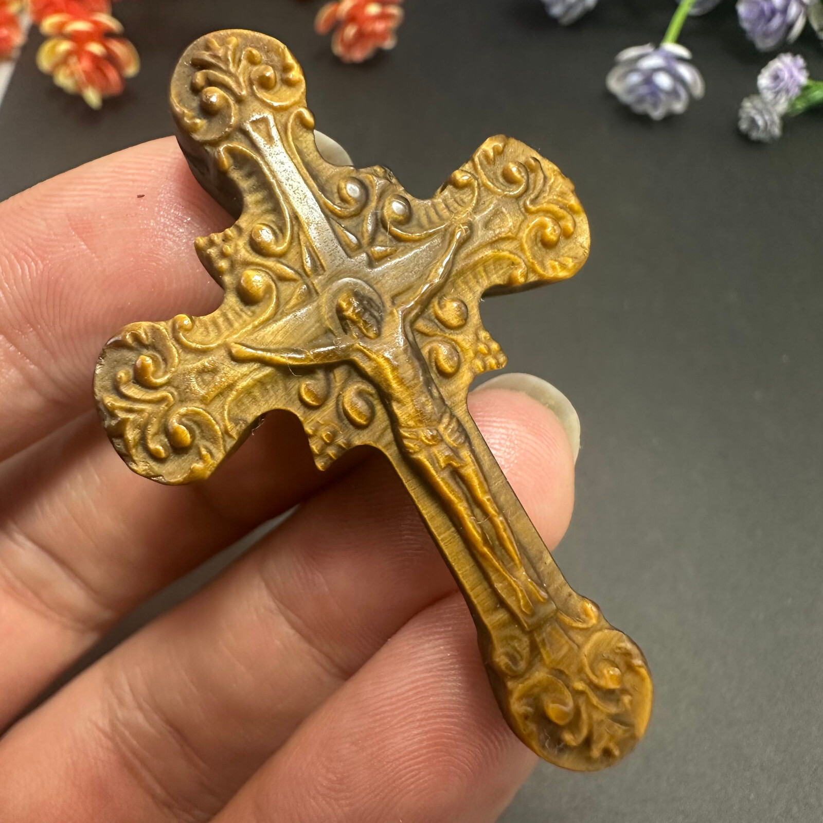 Natural Tiger’s Eye Christianity Cross Quartz Jesus Crystal Reiki Healing 1PC