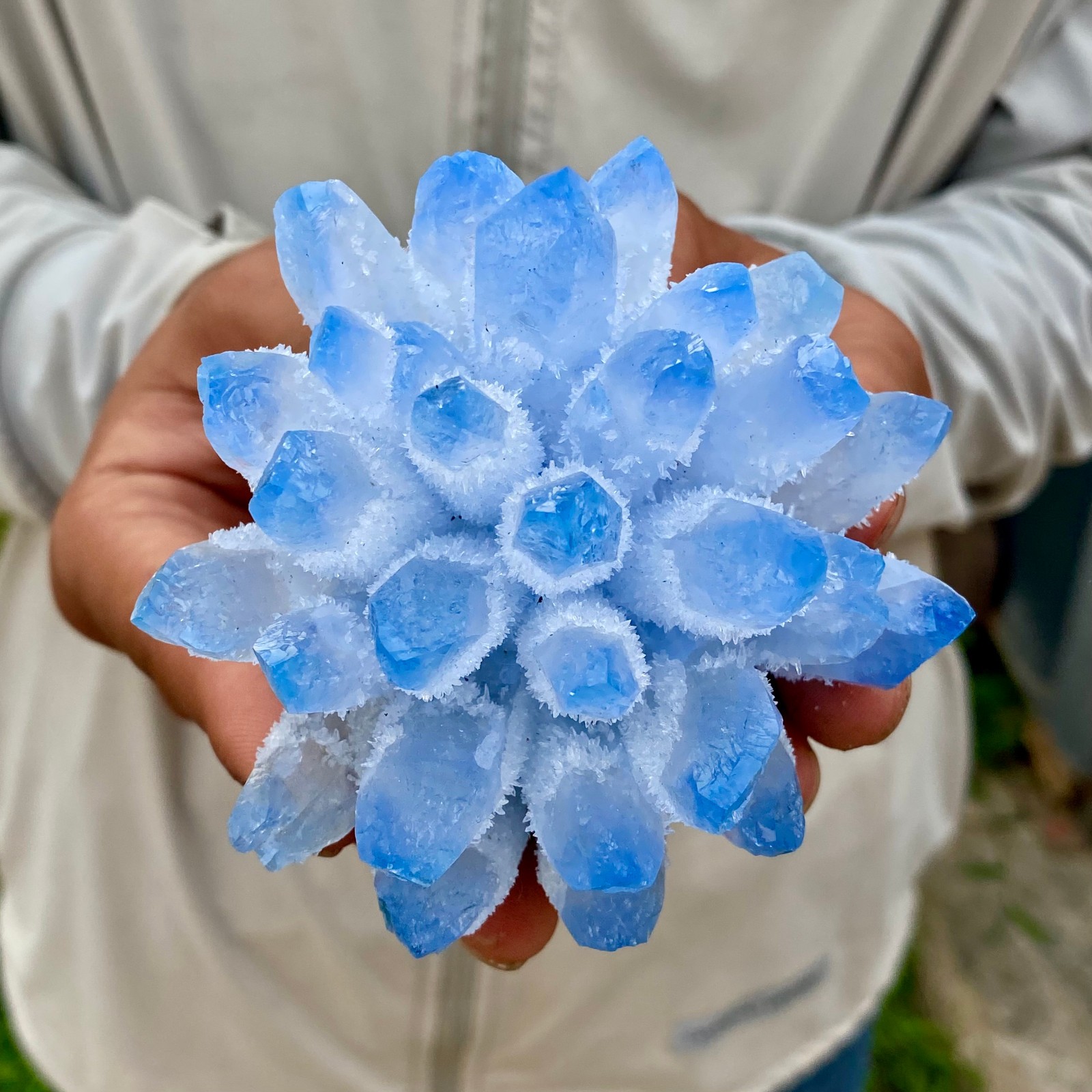423G New find blue phantom crystal quartz cluster mineral specimen healing