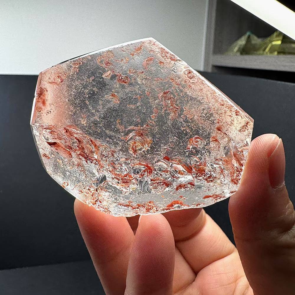 206g Natural Red gum flower Quartz Mineral Specimen Energy Cystal Reiki Decor