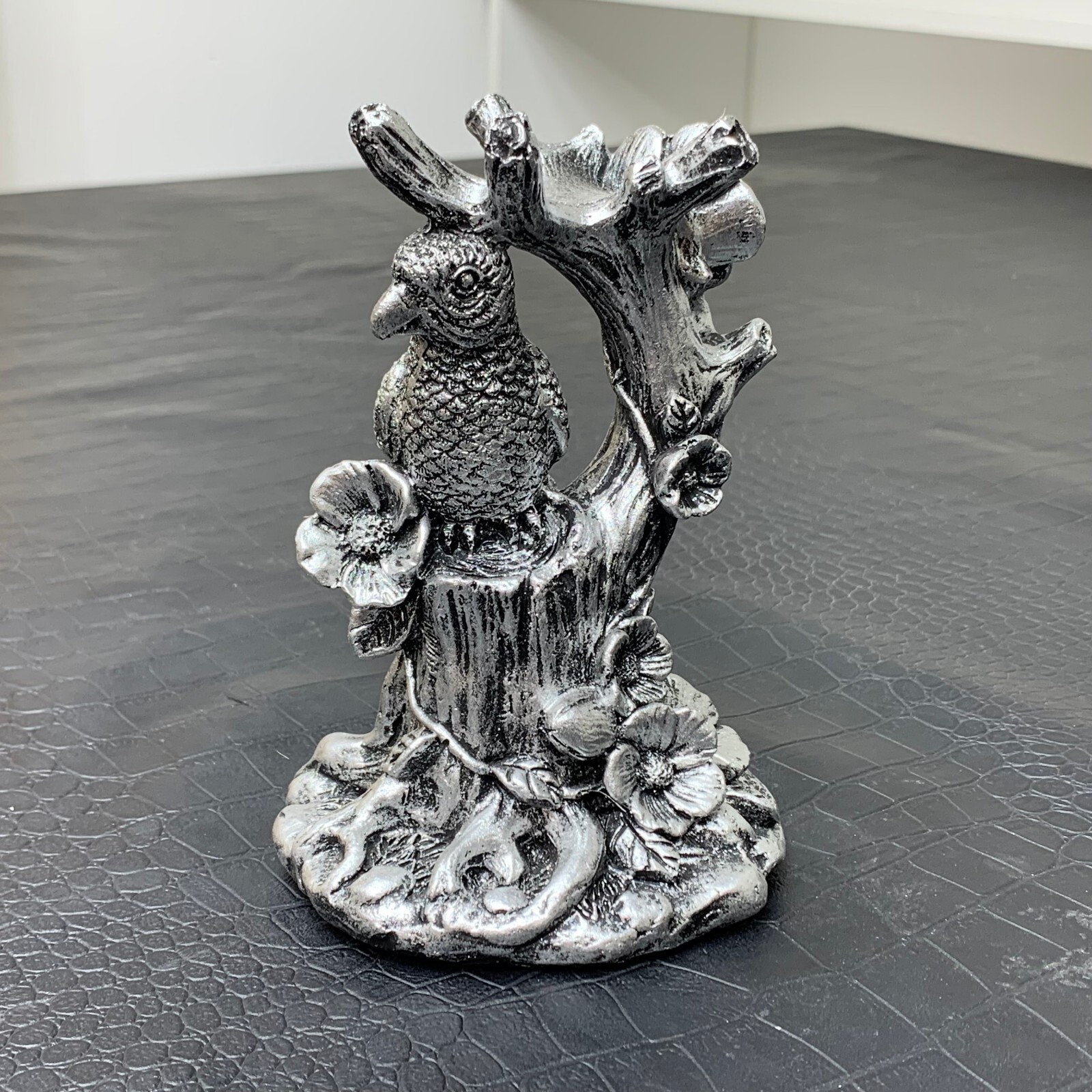 Bird Sphere Resin Holder Stand Base Crystal Ball showing stand C114