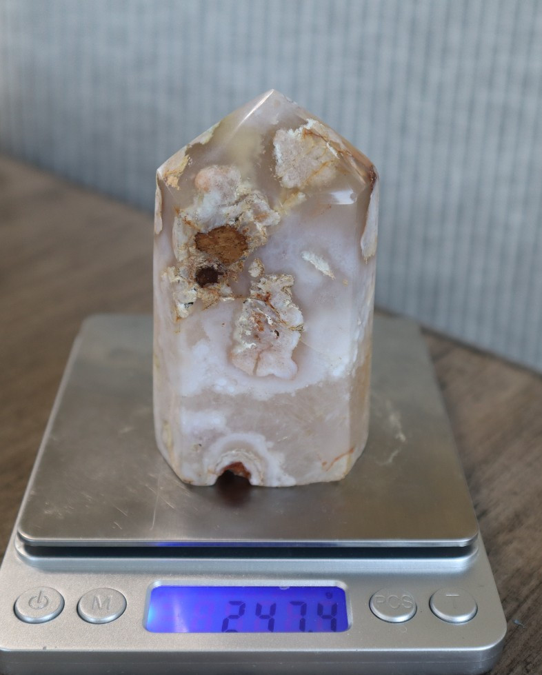 FLOWER AGATE POINT 3.39 X 2.00 INCHES/ 247.4 GRAMS