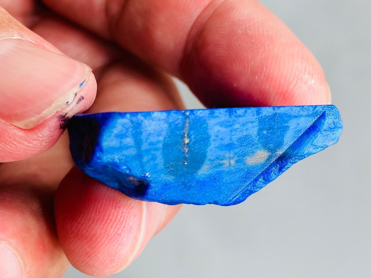 Lapis lazuli rough stone Royal blue raw natural stone top quality AAA E42