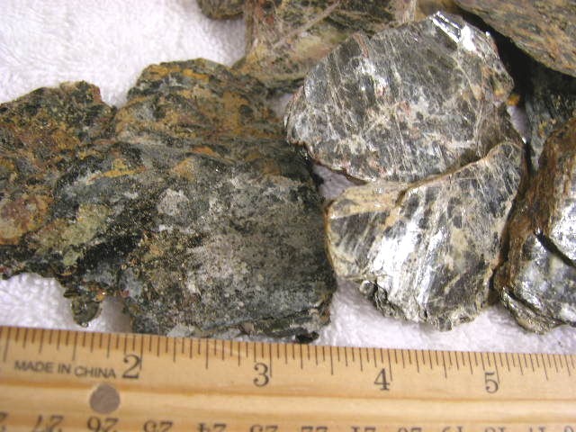 Biotite mica crystal red/tan tabular book form 1 pound lot 3-8 pieces 2-5 inch