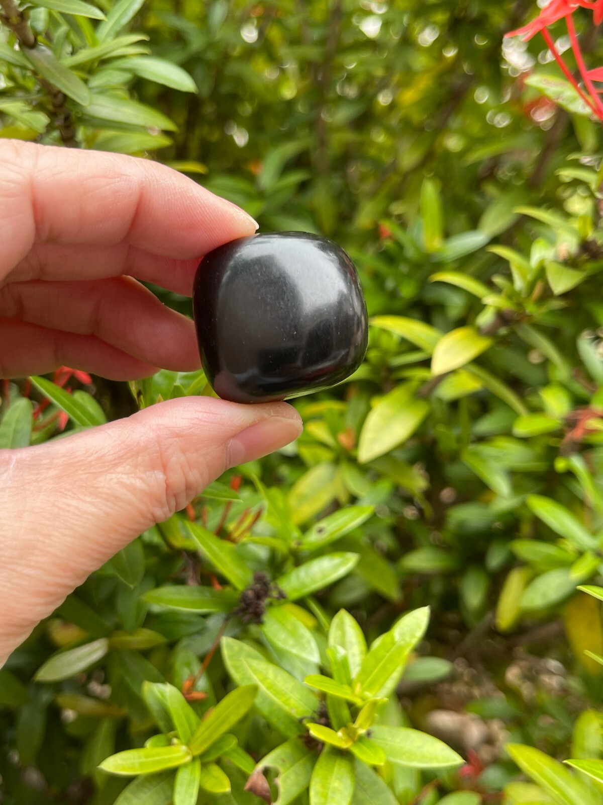 Grade A++ Jet Tumbled Stones, 0.75-1.5 Inch Tumbled Jet Stones, Wholesales Bulk