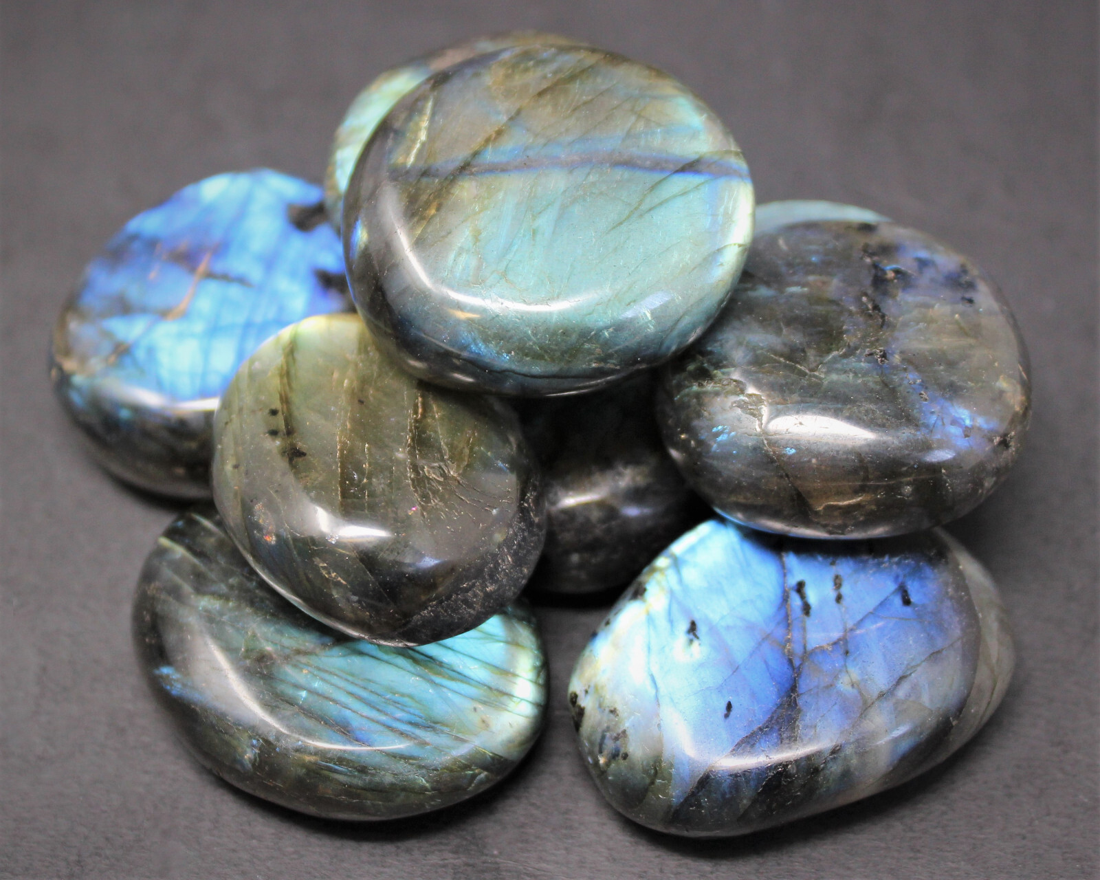 Labradorite Palm Stones – Hand Polished Labradorite Pebbles, Wholesale Bulk Lot