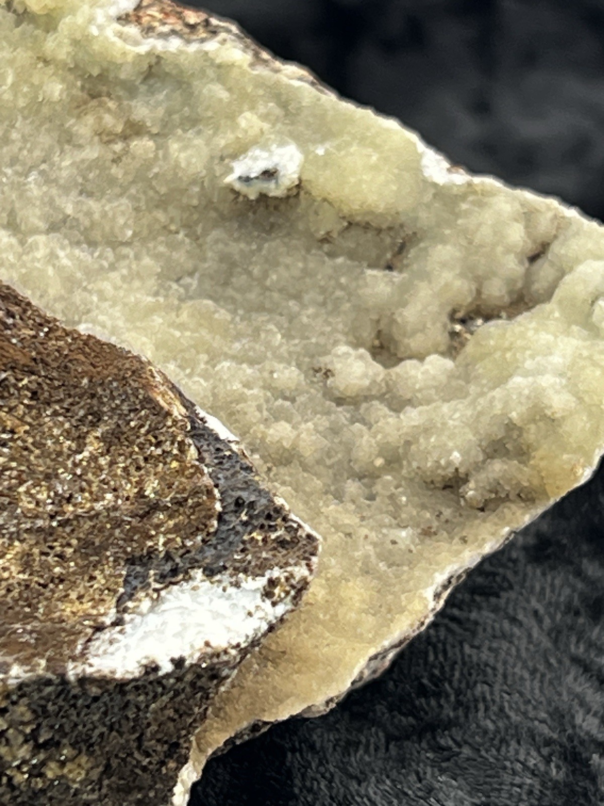 Smithsonite on Sphalerite with UV Calcite Ojuela Mine, Mexico. 1 LB. 13.7 oz