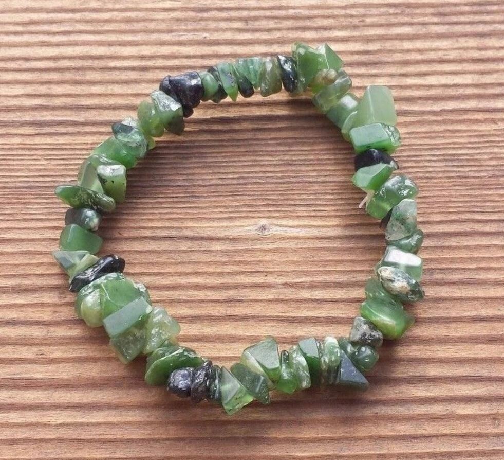 NATURAL SERPENTINE STONE GEMSTONE STRETCHY CHIP BRACELET