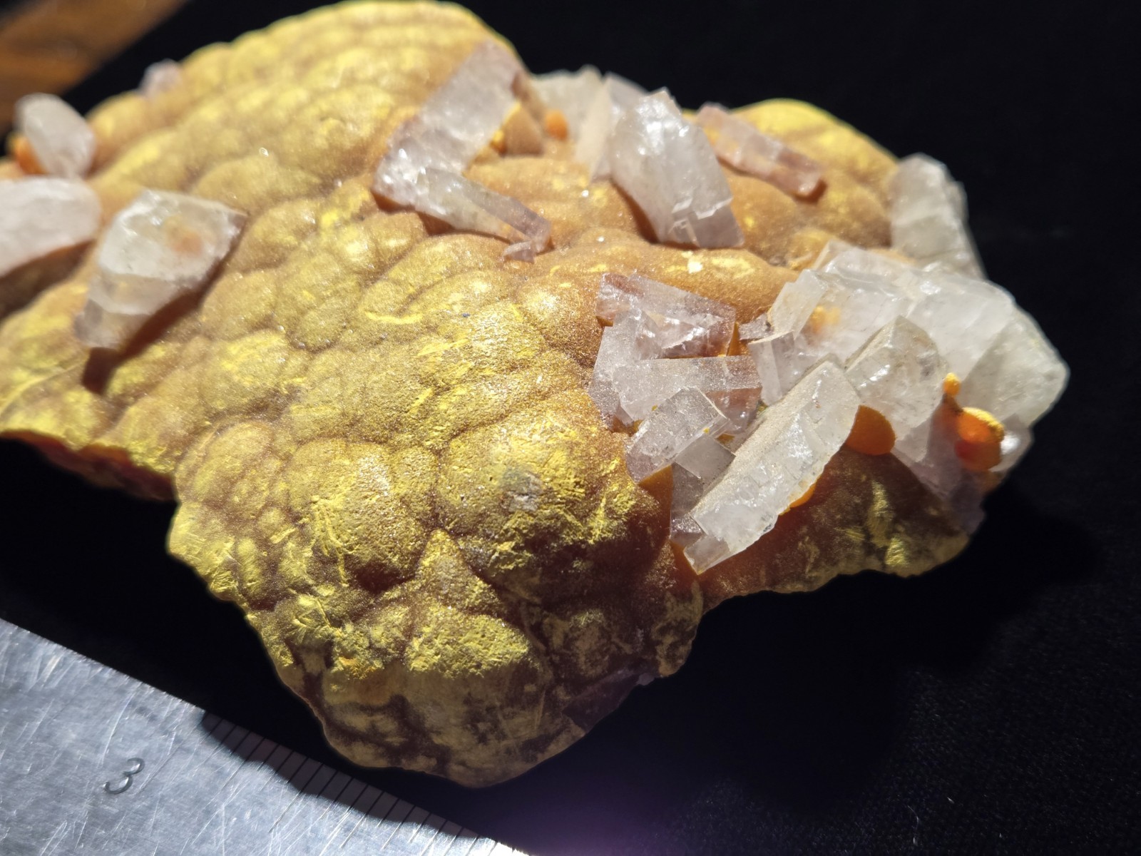 Orpement Realgar Natural Mineral Specimen With Barite and Pyrite 374g Peru 5.25″