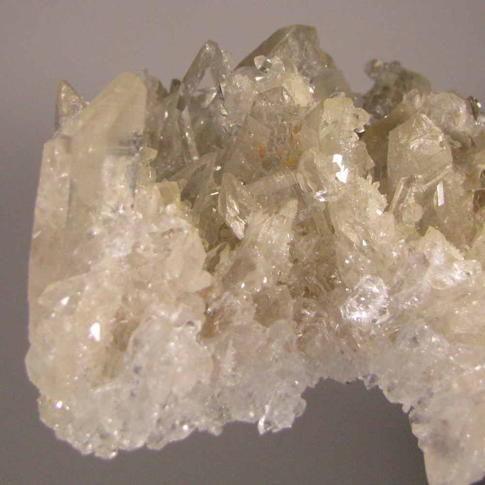 5.7″ Clear QUARTZ Crystals Cluster – Mt. Ida, Arkansas – 1.4 lbs.