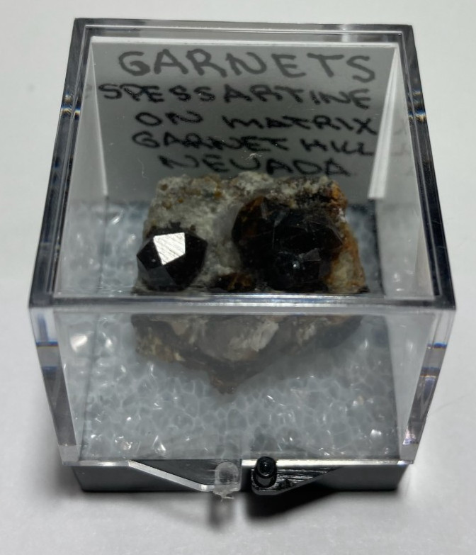 Spessartine Garnet cluster Thumbnail from Garnet Hill Nevada