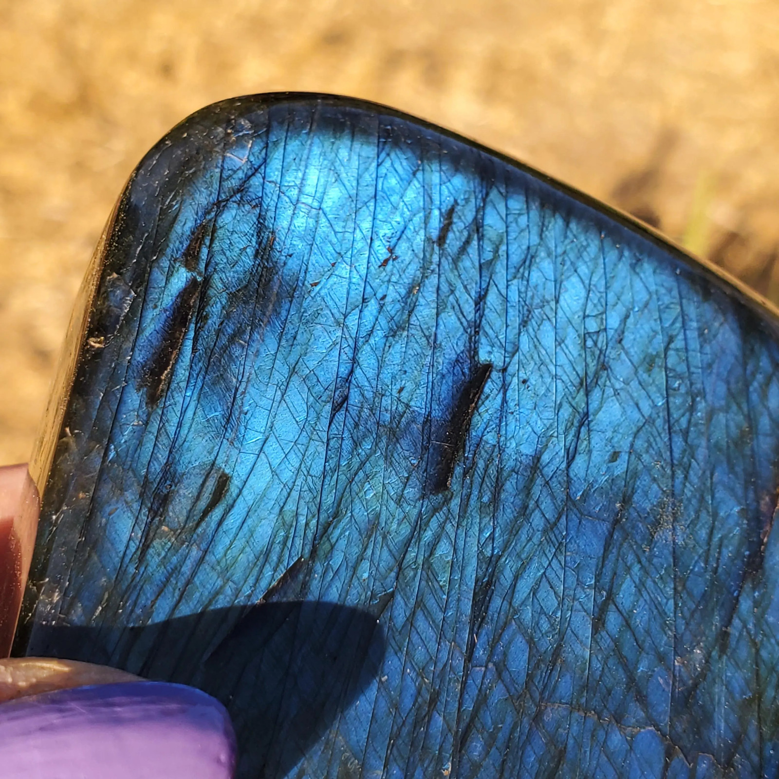 NO WAY! Double Colors on One Side Full Face Silver Green Labradorite Flash 340