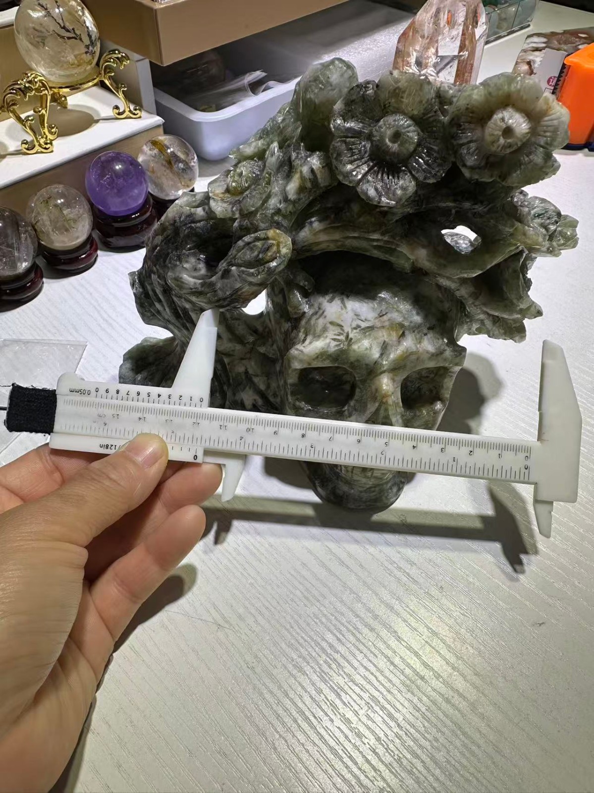 5.11LB Natural Jade Quartz Carved Crystal Flower Skull Reiki Healing Decor