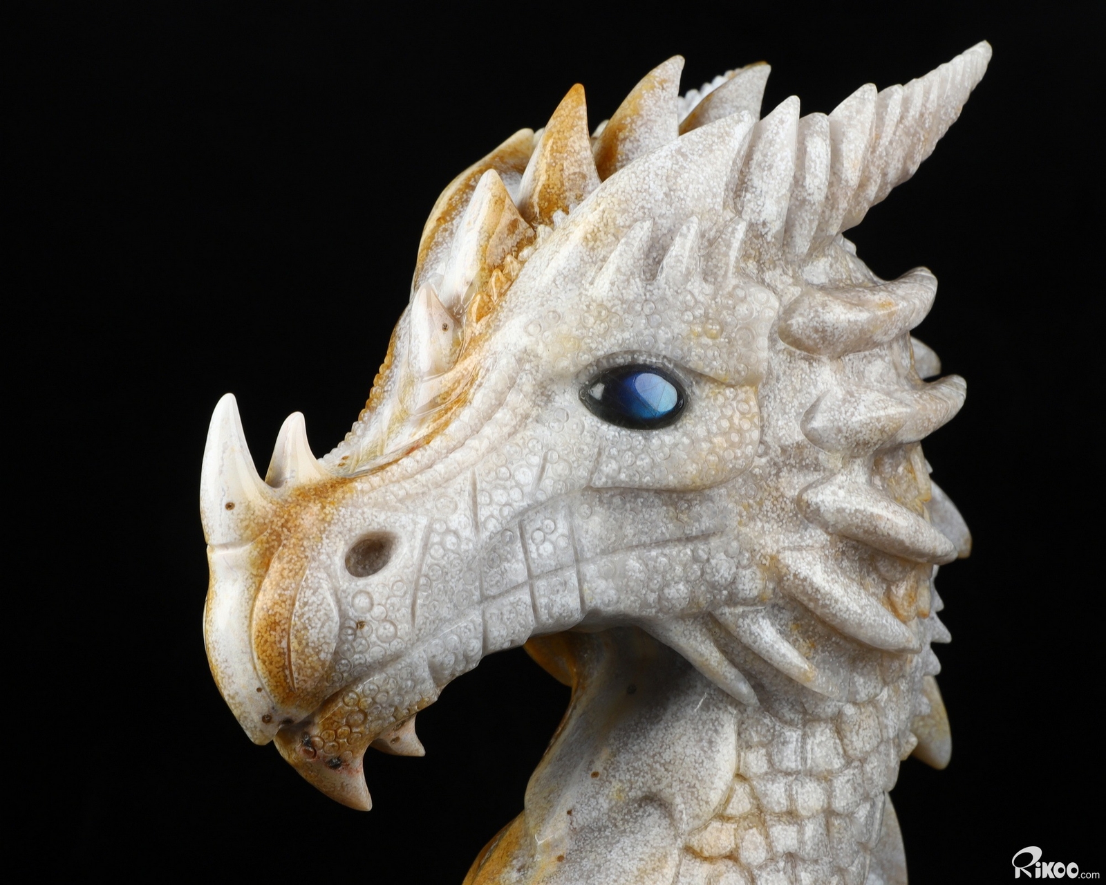 6.9″ Indian Agate Carved Crystal Dragon & Labradorite Eyes Sculpture, Realistic