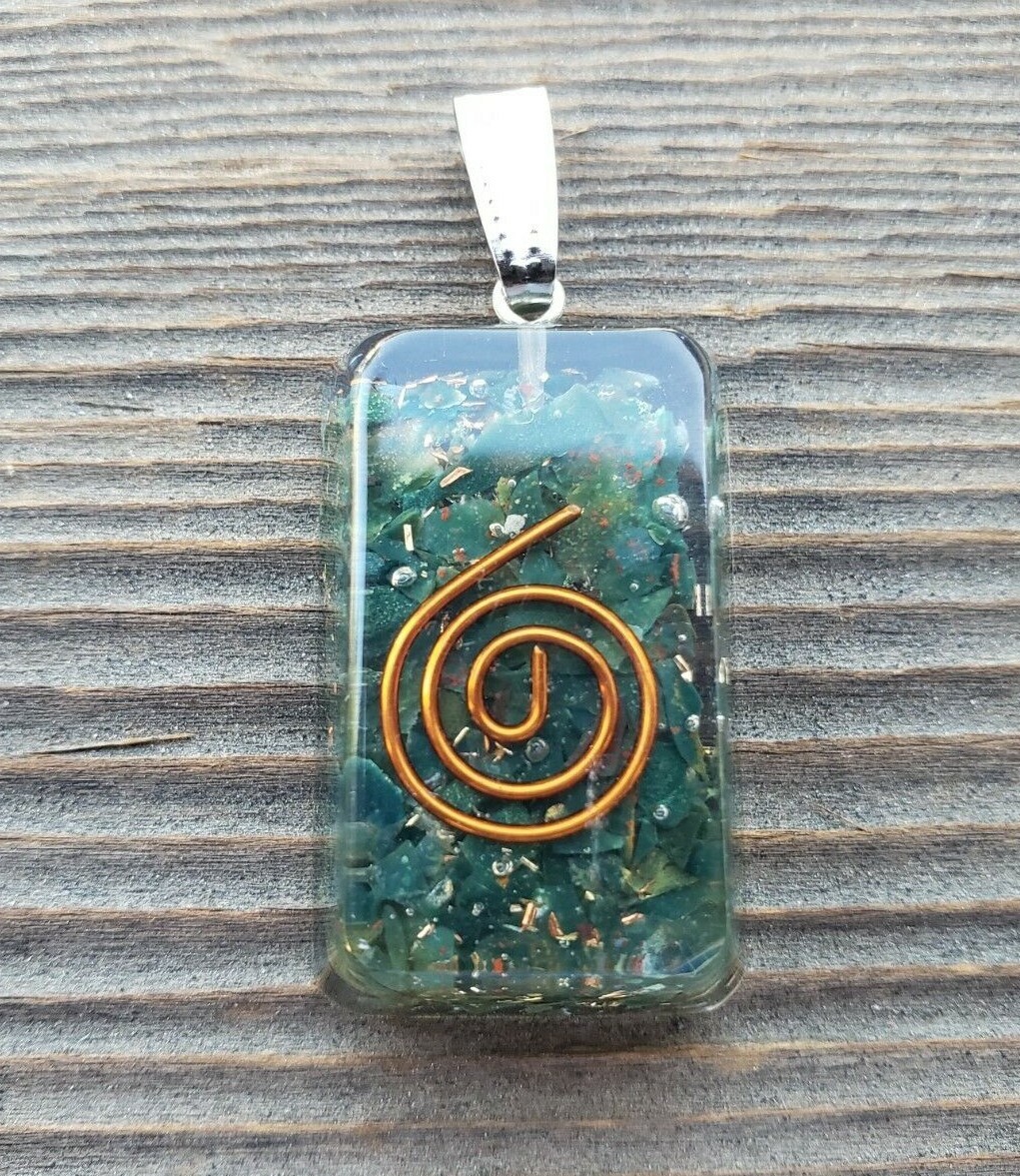 ORGONE BLOODSTONE GEMSTONE RECTANGLE PENDANT ORGONITE (ONE)