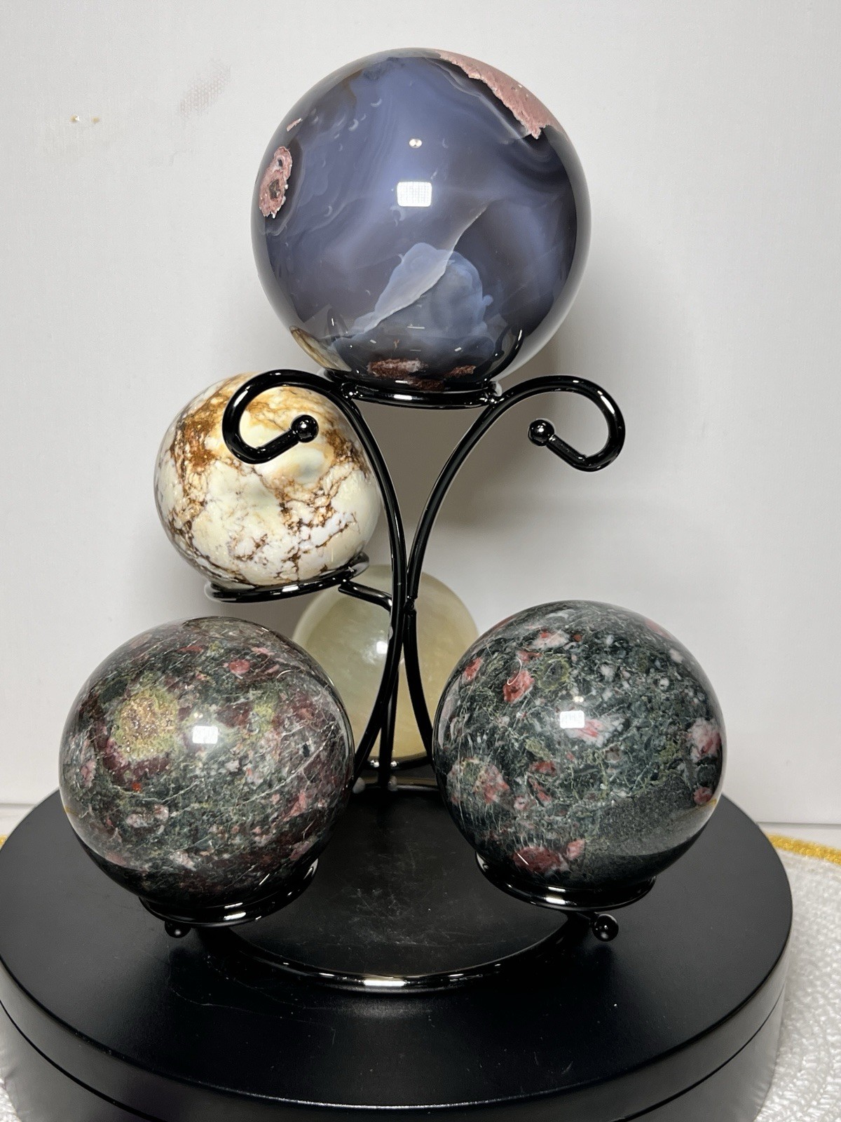 Sphere Holder – Black Holds 5 Spheres Sizes 71mm – 52mm