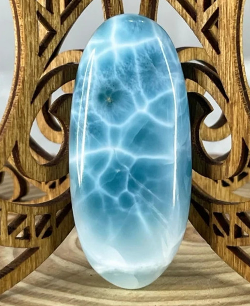 Larimar Ocean Blue & White Polished Palm Stone – 27 grams 52.8mm x 23.7mm