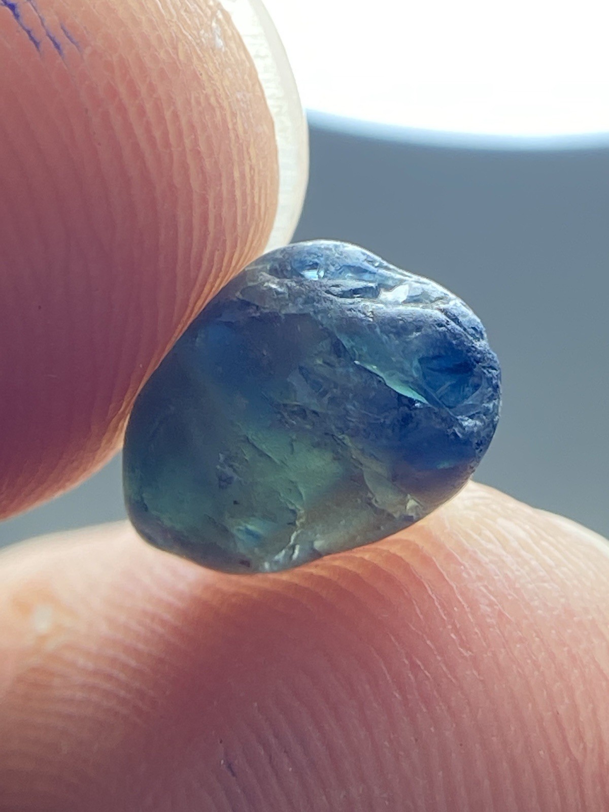 3.75 Carats Amazing Facet Grade Blue Teal Sapphire Rough Piece@Madagascar