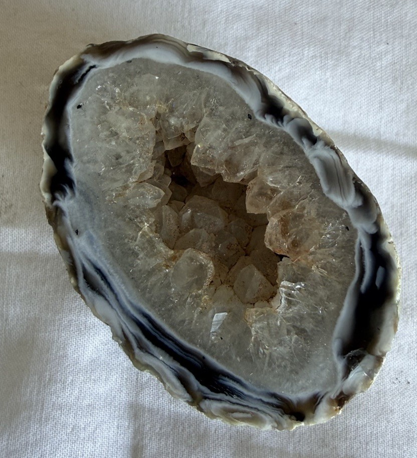 Natural Agate Geode Quartz Crystal Druzy Slice 2.5”–3” Polished Mineral Specimen
