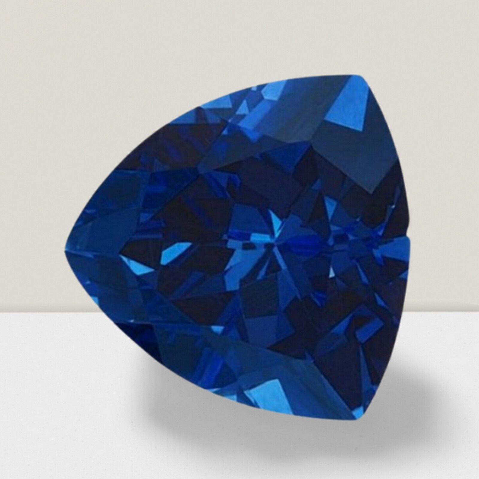 Blue Sapphire Trillion Cut Gemstone 1.20 Cts – 8 mm Lustrous Loose Gem