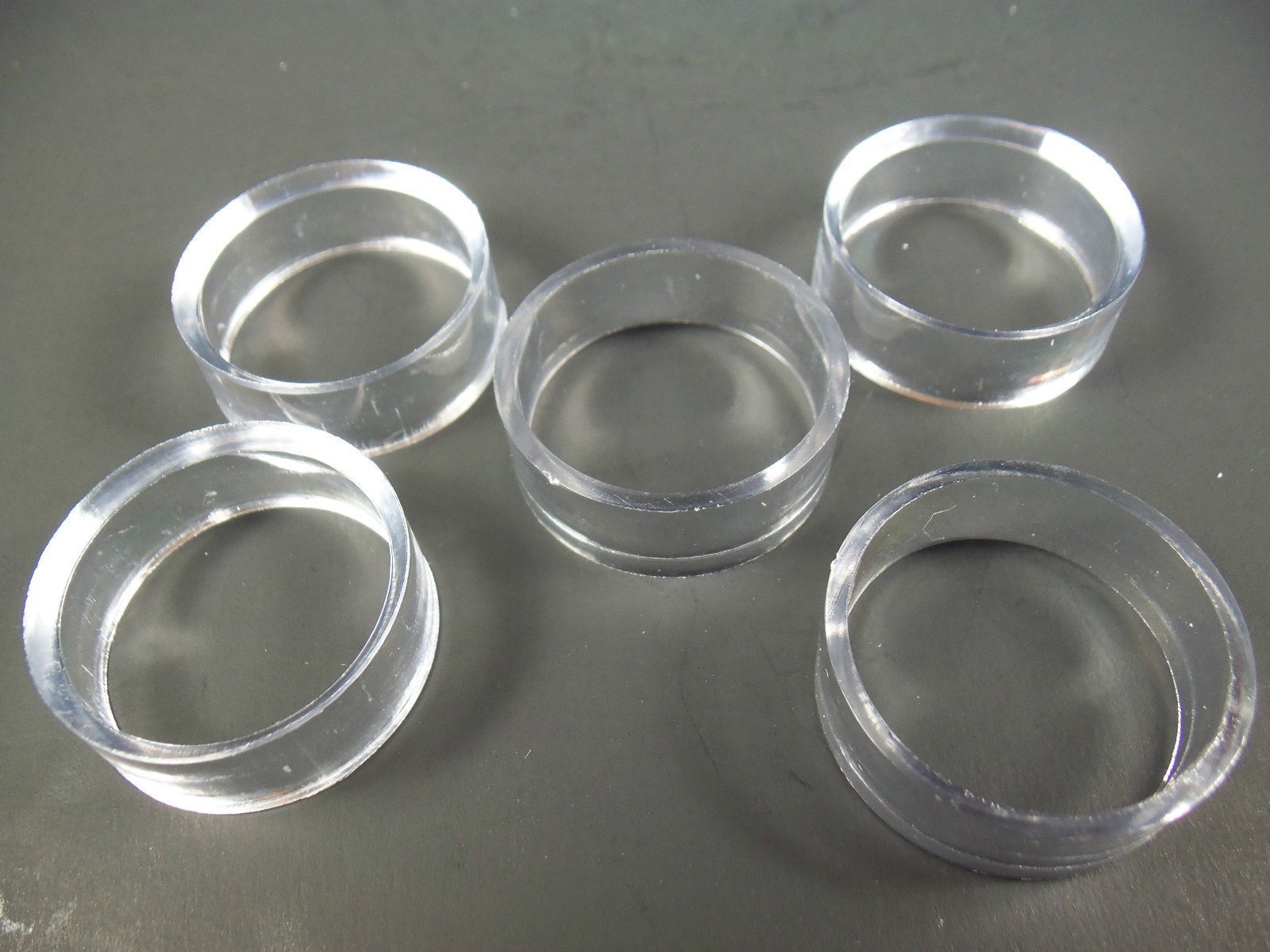 SET OF 5 MEDIUM ACRYLIC/PLASTIC Sphere/Egg DISPLAY STANDS