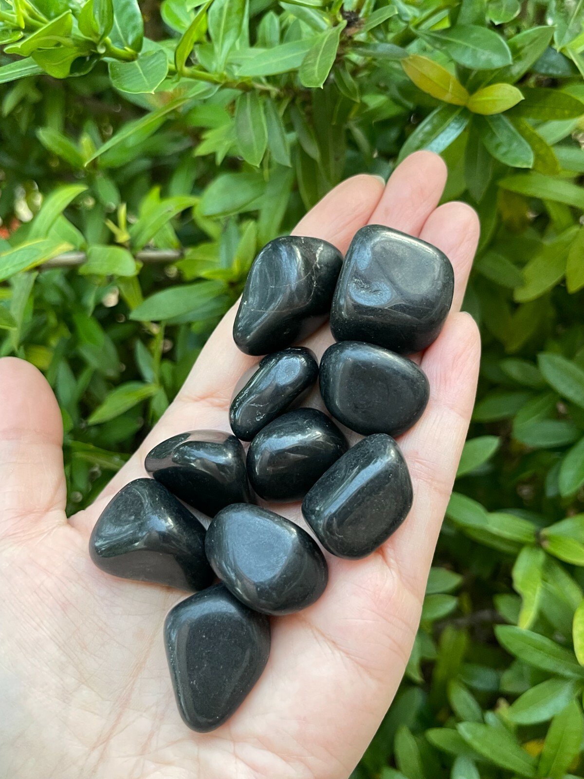 Grade A++Black Tourmaline Tumbled Stones, 0.8″-1″ Polished Black Tourmaline