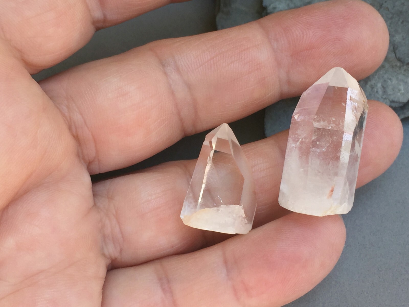 Lot 2 Arkansas Quartz Crystal Display Specimen Points Standing 1 1/8″ & 7/8″