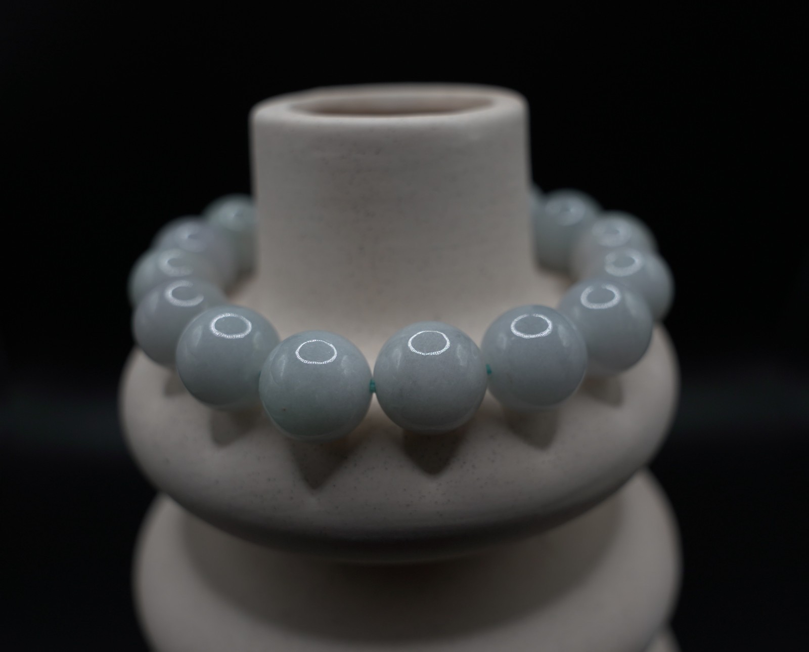 Premium Type A Natural Jadeite Bracelet – Ice Green Round Beads, High Polish Fin