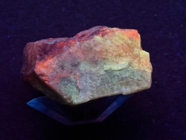 MULTICOLOR A++ FLUORESCENT CALCITE , HIDALGO MINING DISTRICT, ZIMAPAN, MEXICO
