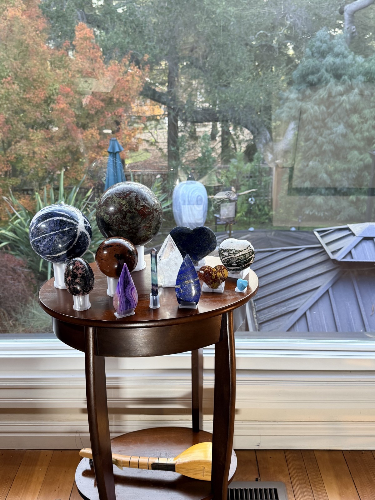 Crystal sphere display stands! Multi Sizes & Colors. Regal & Sturdy. Jemthrones!