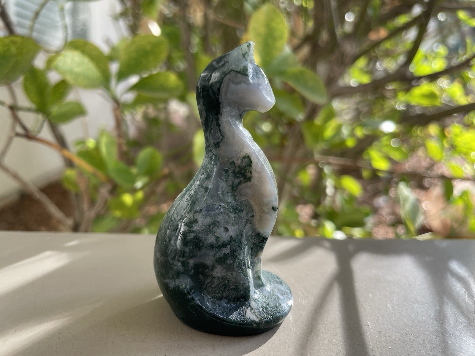 Moss Agate Crystal/Gemstone Sphynx Carving 64G 3″ x 1 1/4″
