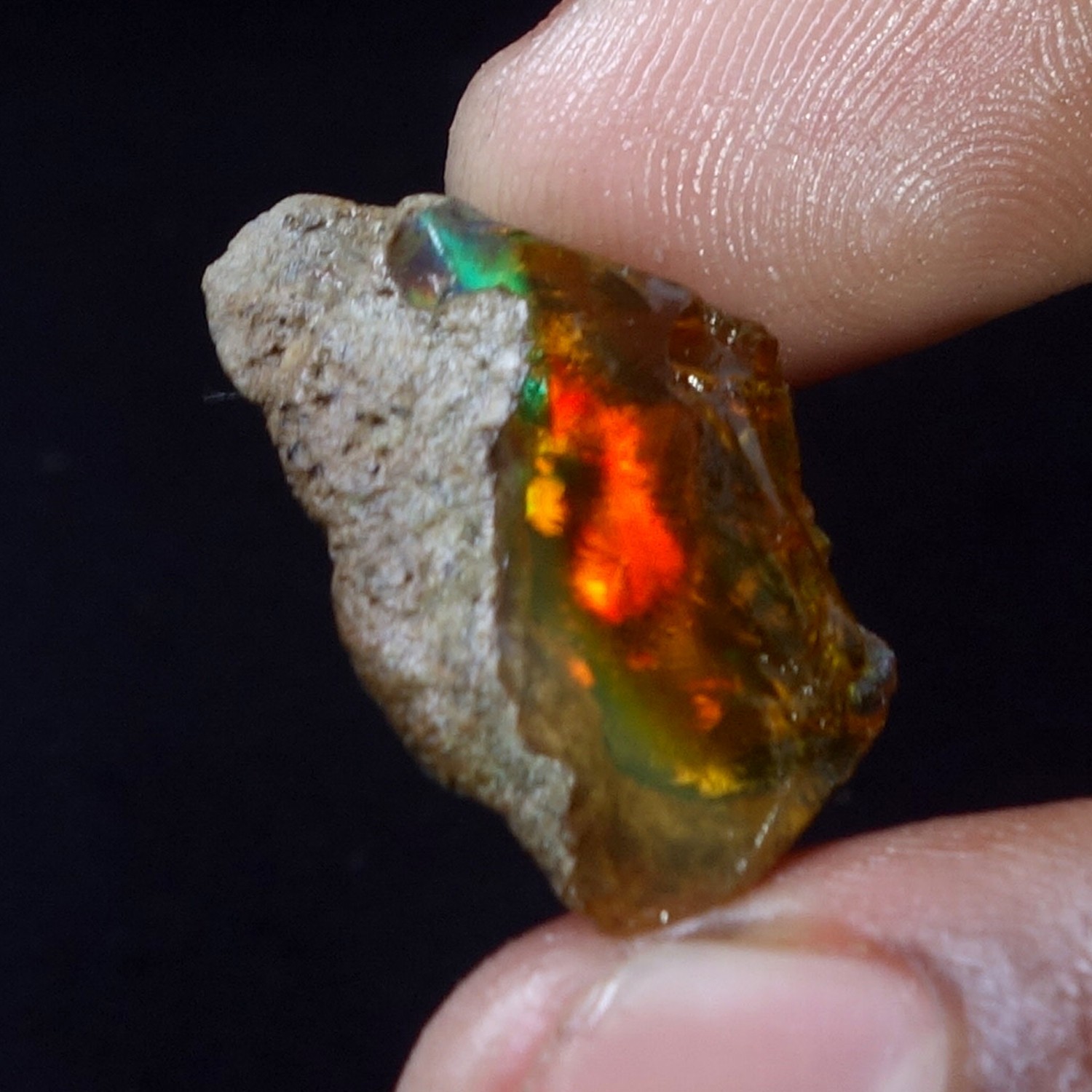 16.00 Cts Black Opal 100% Natural Welo Fire Ethiopian Oil Opal Rough Gemstone