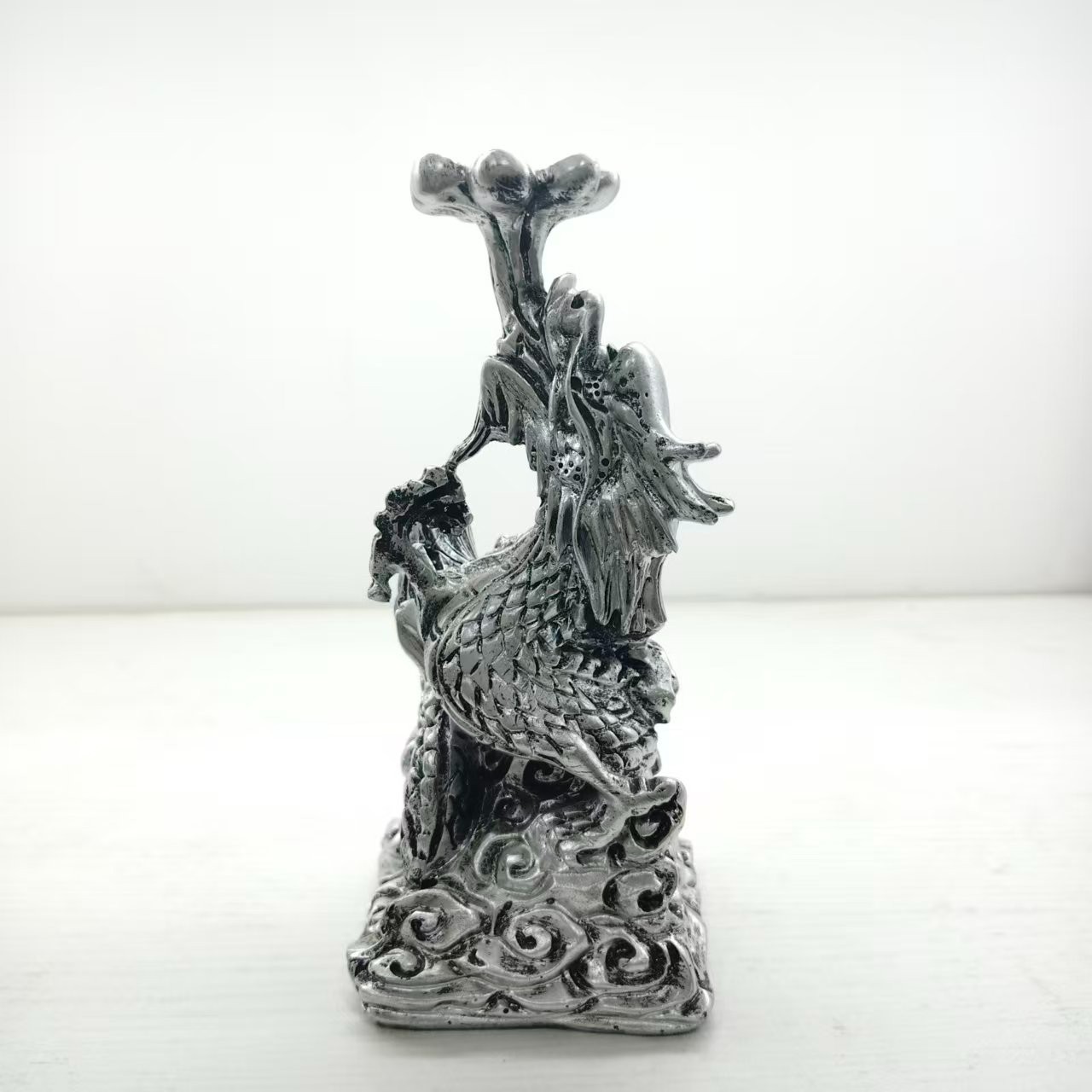 water spray dragon shape stand for crystal sphere