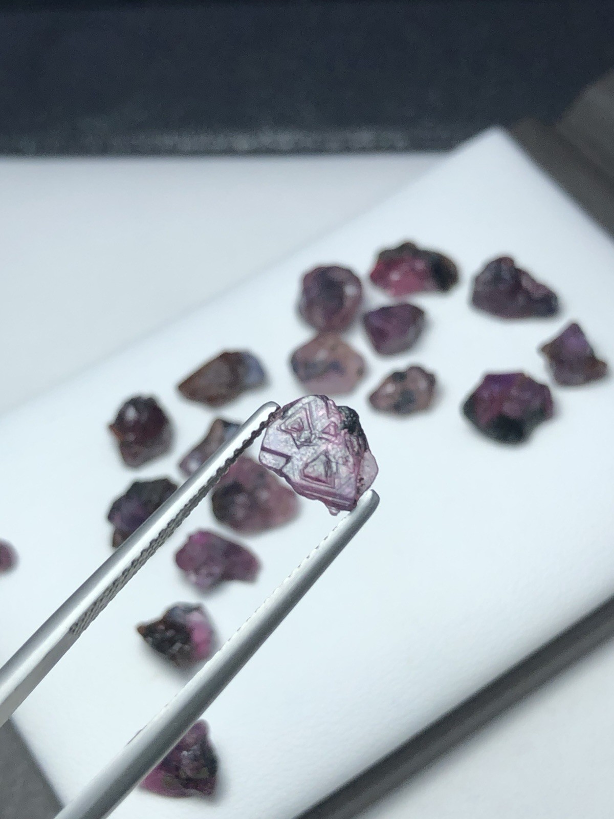 41.25 Crt / 18 Pieces / Natural Rare Winza Sapphire Crystal Hand Selected Piece