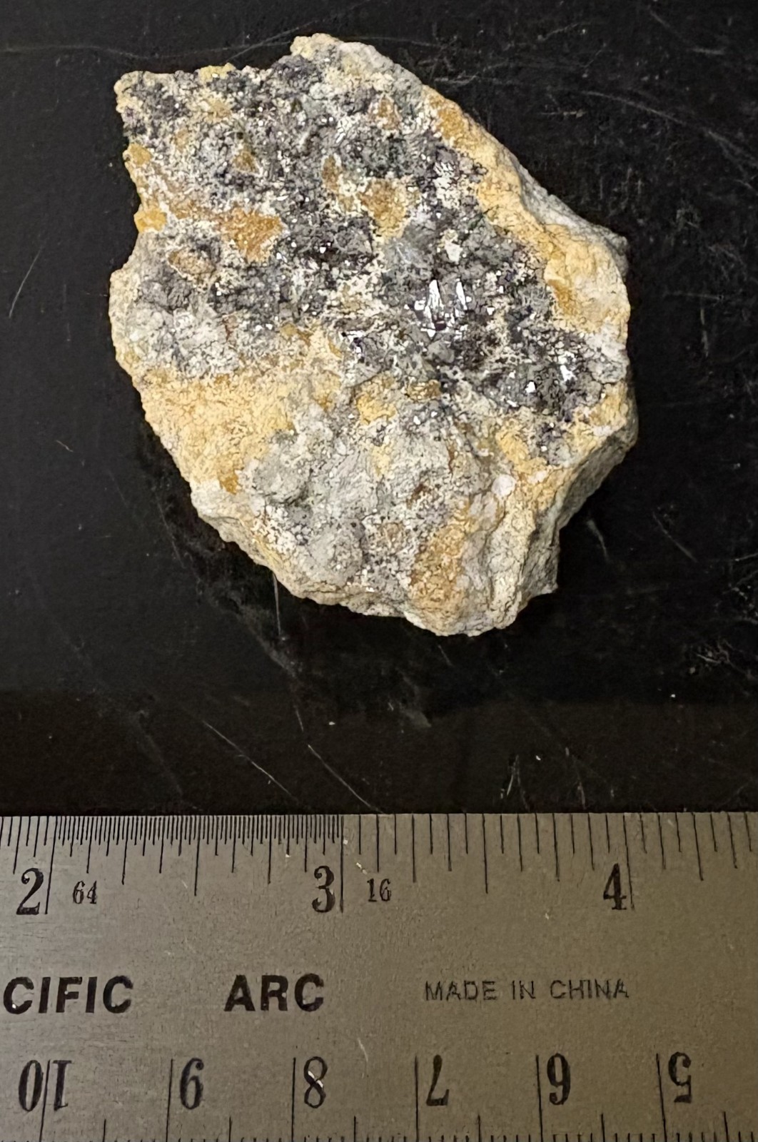 Chondrodite with Magnetite, Quartz & Calcite (UV) – Palabora Mine, South Africa