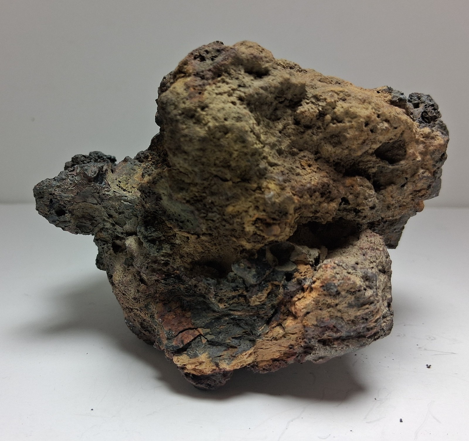 Large Vintage Iron Slag 1.5 pounds Magnetic Early 1900s 5″ x 5″ x 3″
