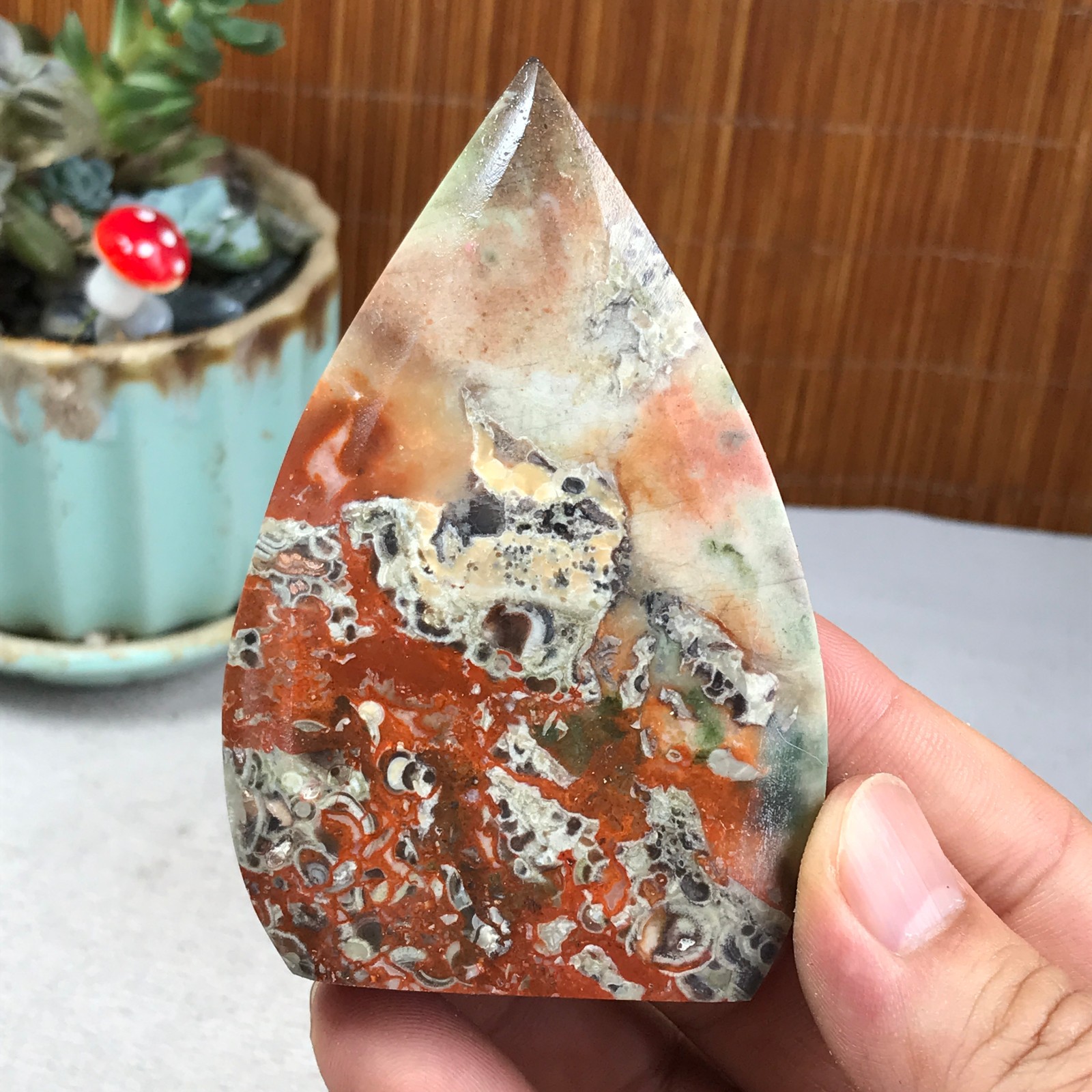 Natural money Mexico agate hand carve leaf Crystal Specimen free standing A6271